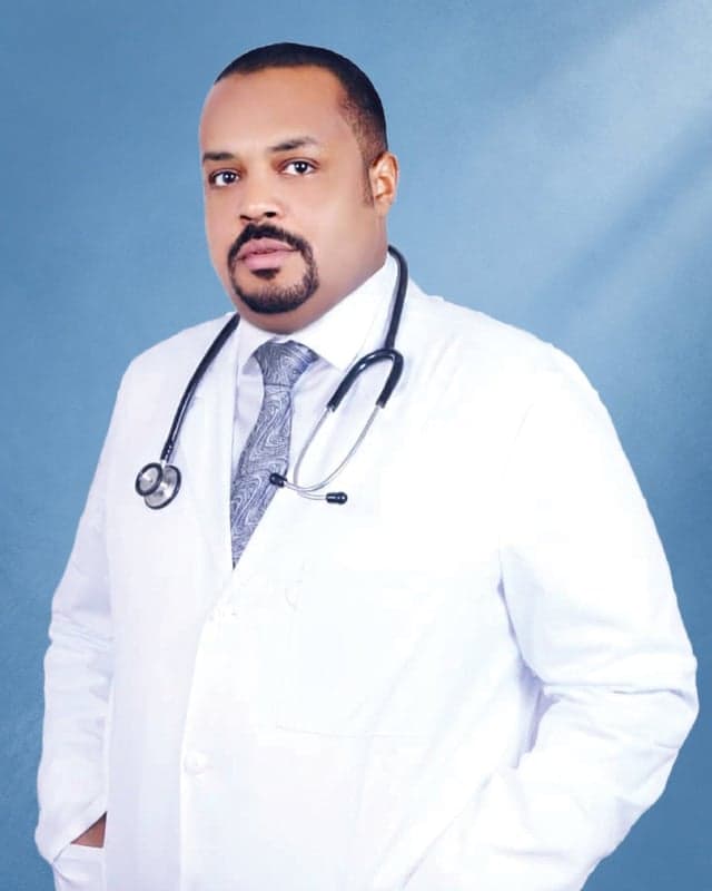 Dr. Azzam Mohamed Ahmed, Specialist Urologist at Dar Al Kamal Hospital