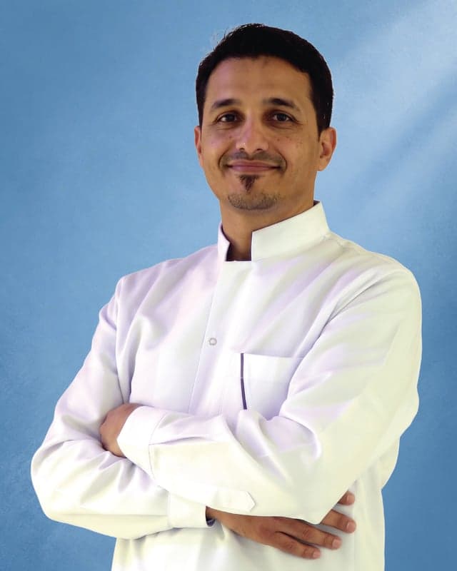 Dr. Qusai Al Hariri, Specialist Gastroenterologist at Dar Al Kamal Hospital
